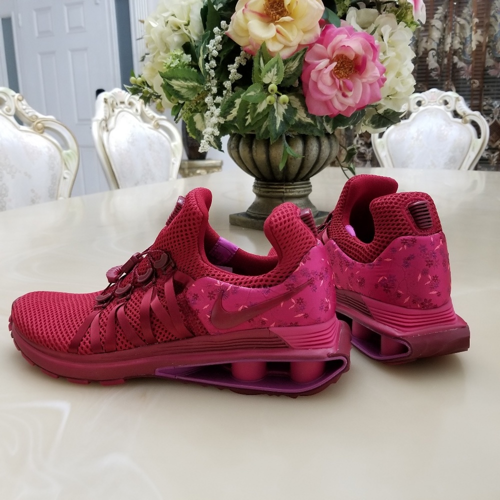 Nike Women's Shox Gravity Shoes - Picture 5 of 8